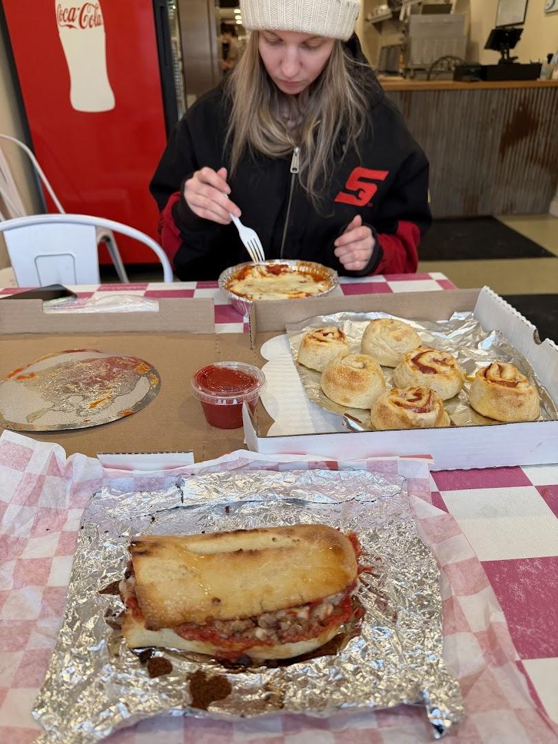 Chester's Cafe & Pizzeria